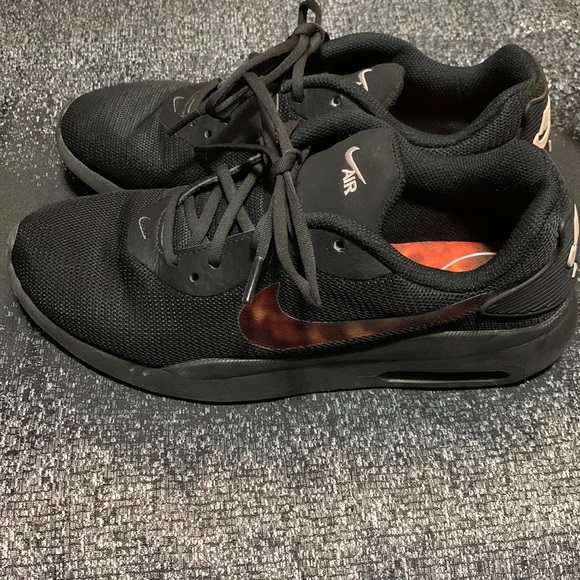 nike w air max oketo